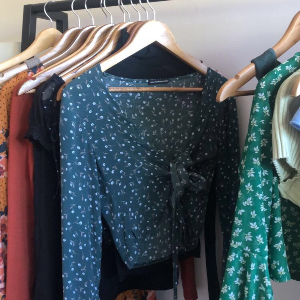 Brandy wrap top